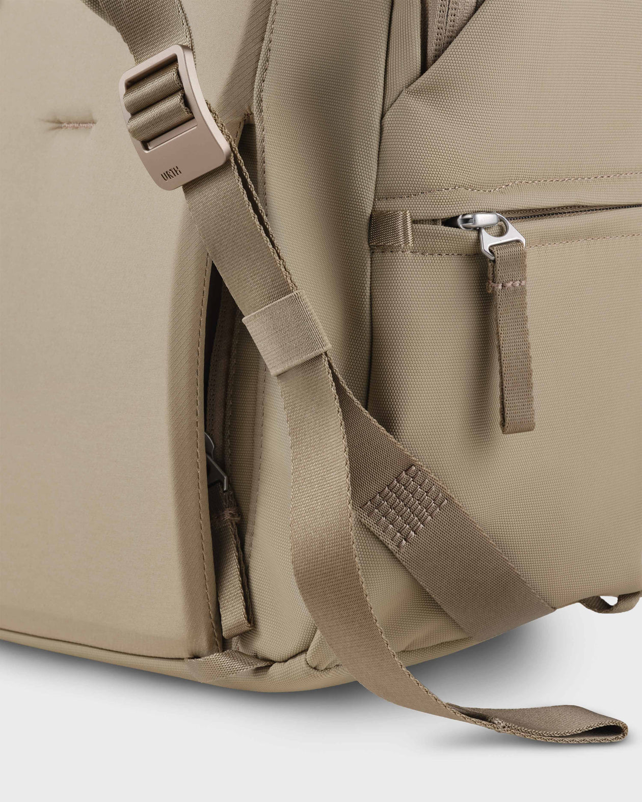 Urth Arkose 20L Modular Backpack | Urth Australia